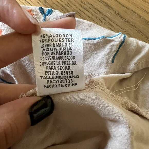 UMGEE Embroidered Floral Top Size Medium Beige/Tan Peasant Boho Festival Cottage - Picture 9 of 9